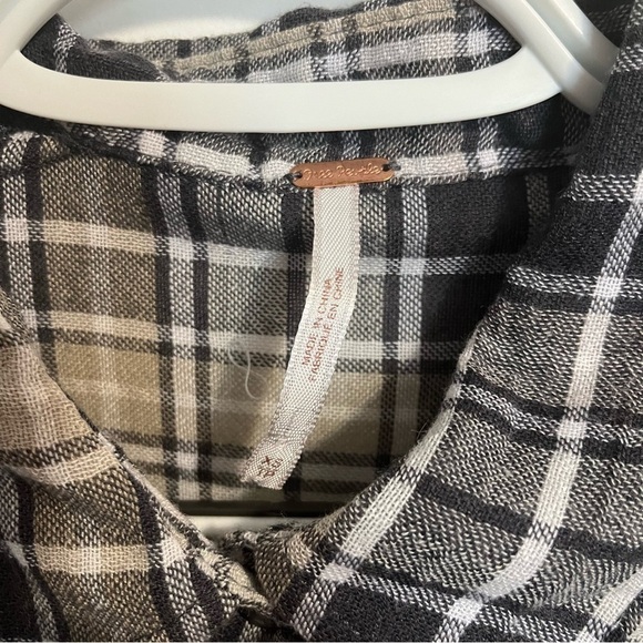 Free People Stitch Detail Plaid Long Sleeves Shirt Gray Multi
XS Runs Big - Picture 5 of 10
